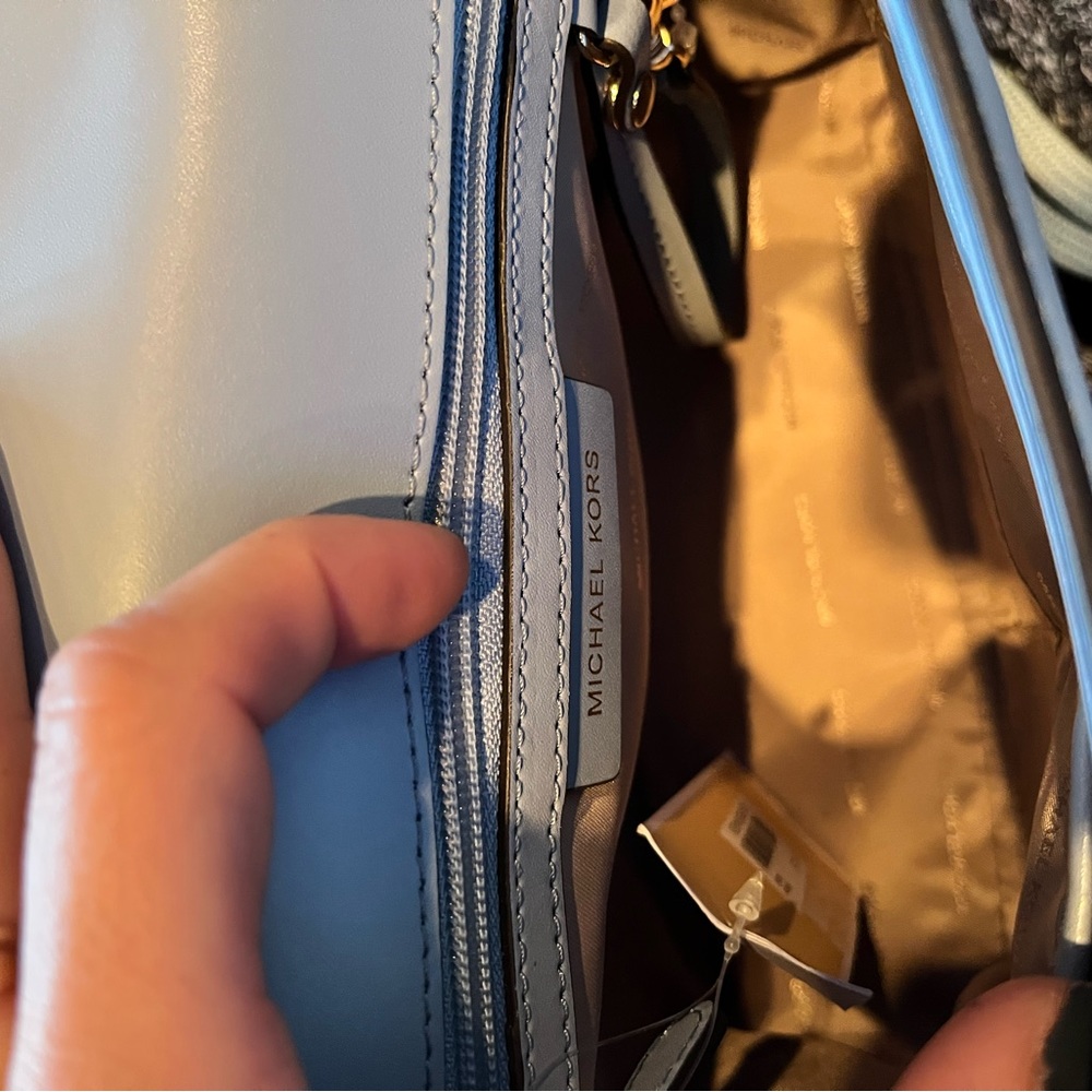 COPY - BNWT Michael Kors Handbag - Picture 9 of 13